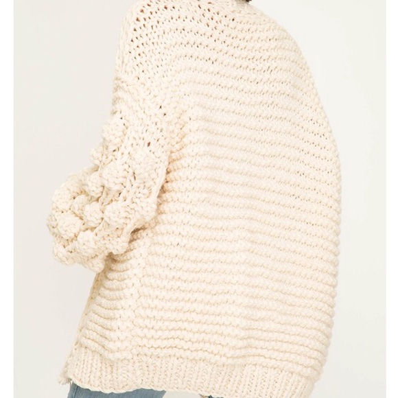 🆕Cream Bubble Sleeve Open Front Pom Pom Cardigan - Picture 7 of 8